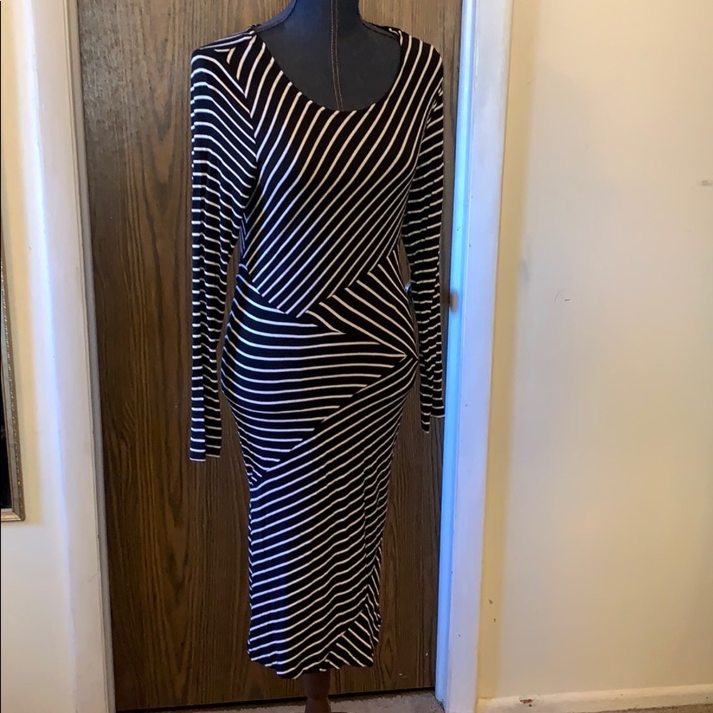 Maternity Motherhood symmetry dress long-sleeve